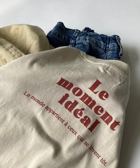 【kids】バックプリントロゴtシャツ・ライトベージュ(110〜150)