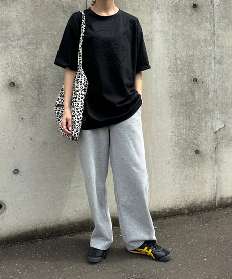 エンボスTシャツ(ブラック)