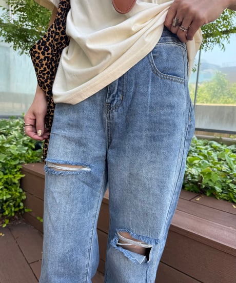 ハイウエストダメージデニムパンツ