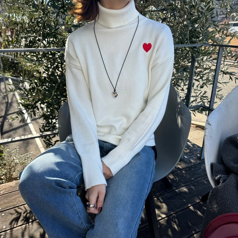 ハート柄タートルニット(ホワイト) | COPINE