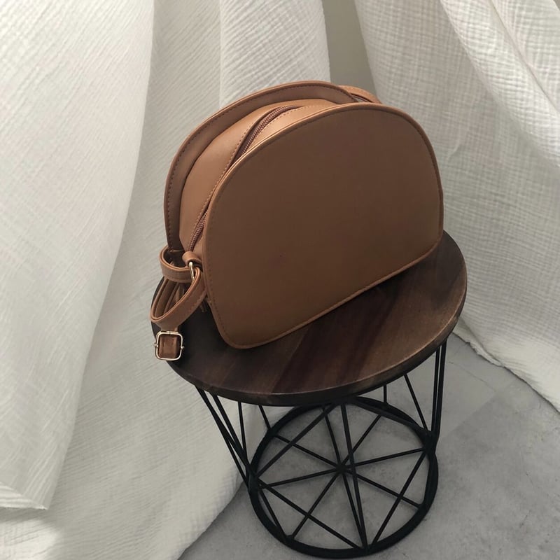 ハーフムーンショルダーバッグ(3color） | COPINE