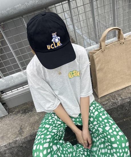 UCLAロゴ刺繍キャップ（ブラック）
