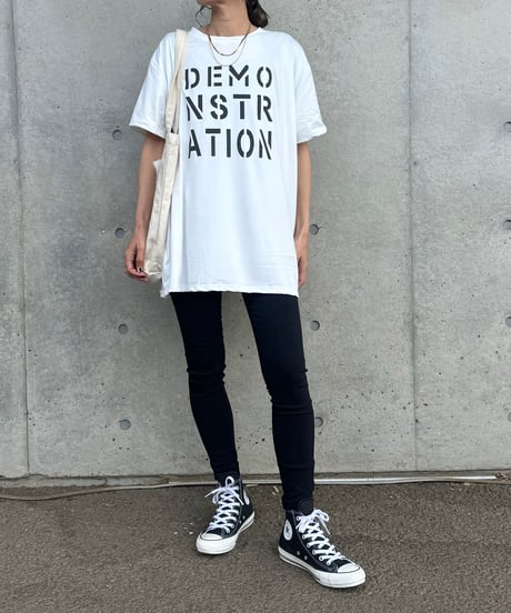 フロントロゴプリントTシャツ(ホワイト)