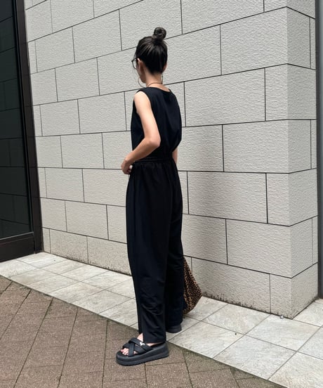 接触冷感ギャザータックワイドパンツ(ブラック)