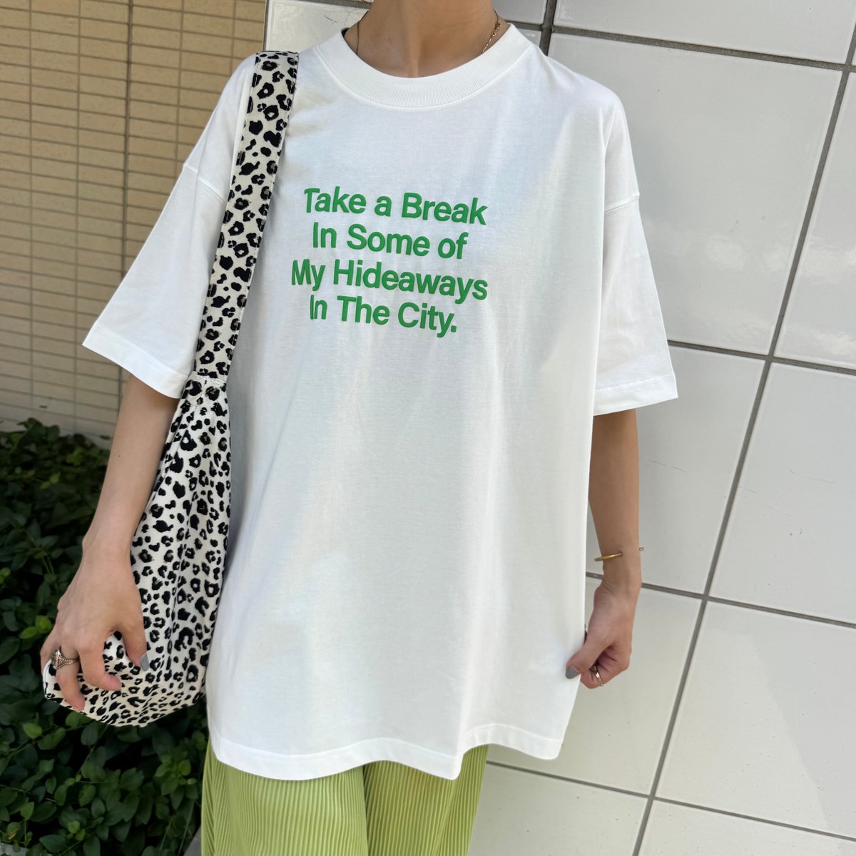 発泡ロゴプリントビッグtシャツ (オフホワイト) | COPINE