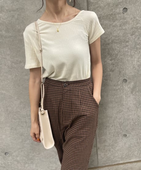 【OUTLET】シンプルリブTシャツ(アイボリー)