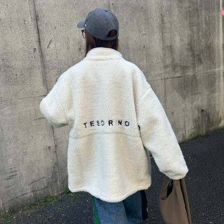 バック刺繍ロゴシープボアブルゾン(オフホワイト)