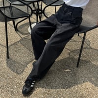 カーブデニムパンツ(ブラック)