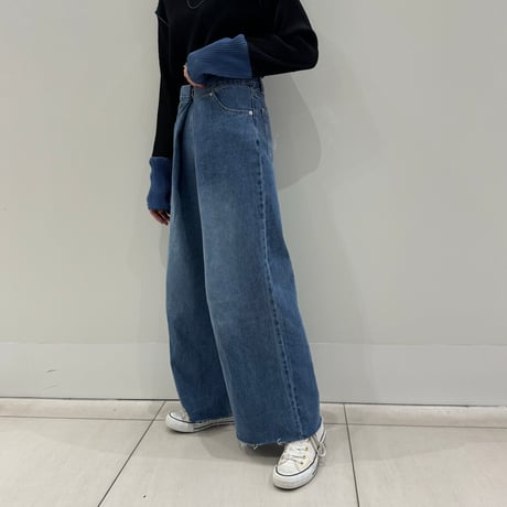 センターホックワイドデニムパンツ