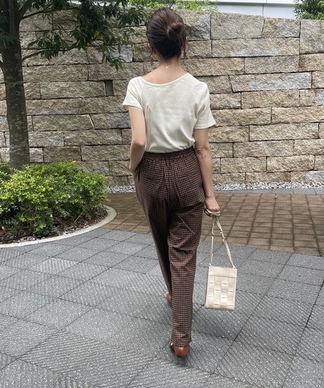 【OUTLET】シンプルリブTシャツ(アイボリー)