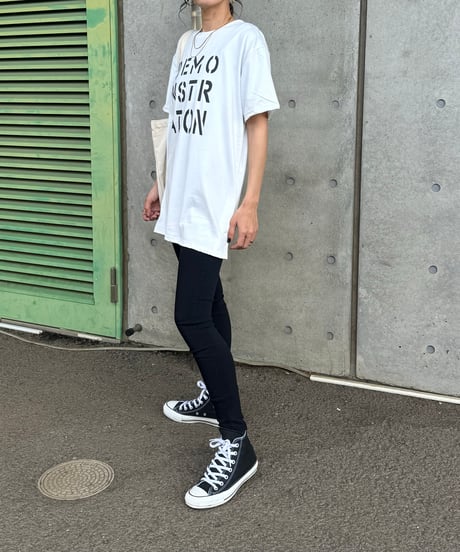 フロントロゴプリントTシャツ(ホワイト)
