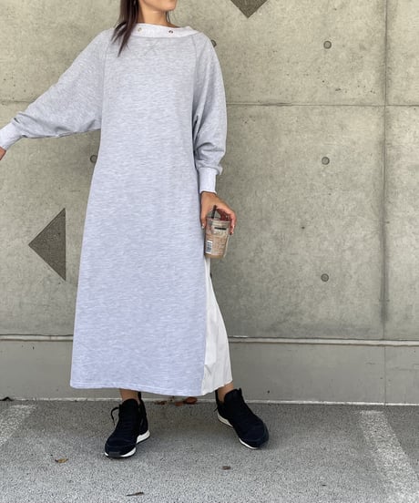 バックプリーツスウェットワンピース(グレー)