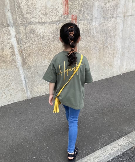 【kids】バック英字ロゴプリントtシャツ(110〜150)