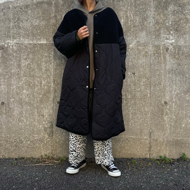 極美品❗️アンパスィ　中綿ノースリーブワンピース　グレー ボア　キルティング　L 極美品❗️アンパスィ中綿ノースリーブワンピースグレー ボア