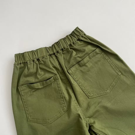 【kids】ストレッチ入り！ウエストゴムツイルテーパードパンツ・カーキ(110~150)