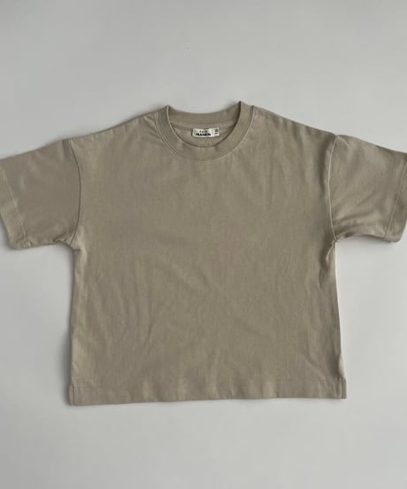 【kids】バックプリントロゴtシャツ・ライトベージュ(110〜150)