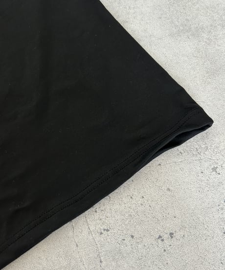 ロールアップフレンチスリーブロゴTシャツ(ブラック)