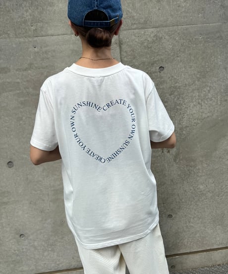 ロゴハートバックプリントTシャツ(ブルー)