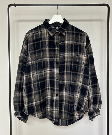ビッグシルエットチェック柄シャツ