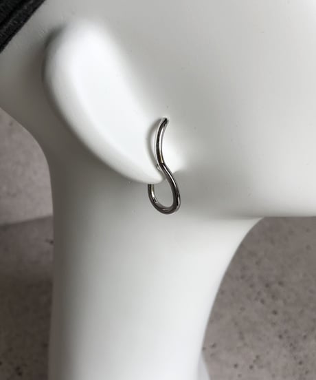 ニュアンスデザインピアス