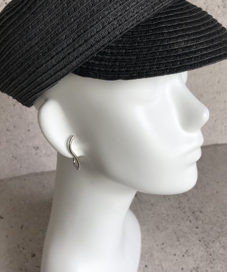 ニュアンスデザインピアス