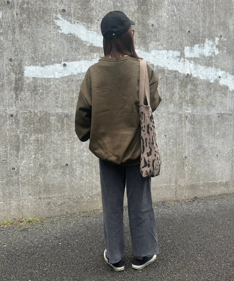 裏起毛スエード調スウェット(カーキ)