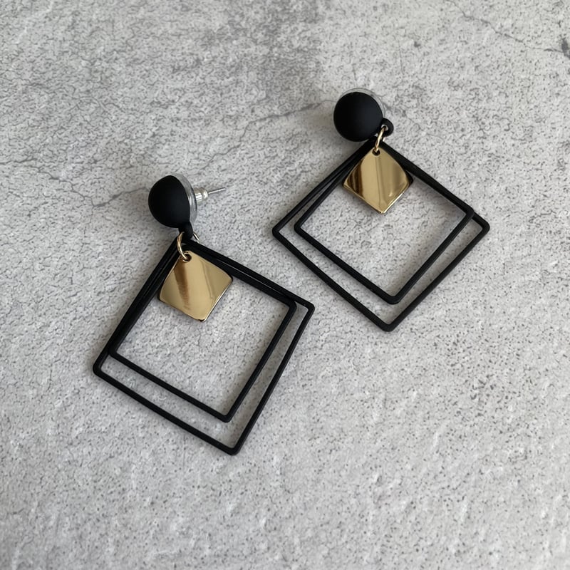 カラースクエアフレームデザインピアス(4type) | COPINE