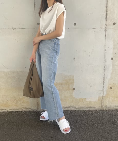 カットオフデニムストレートパンツ