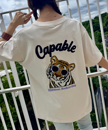 tigerサガラ刺繍Tシャツ(アイボリー)