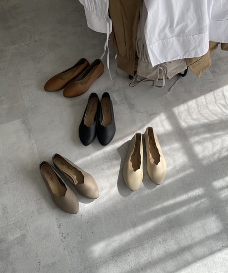 【フラワーカットフラットシューズ(4color/4size）