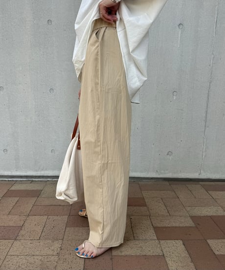 タック入りワイドシャカパン(ライトベージュ)