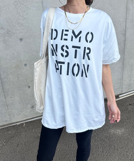 フロントロゴプリントTシャツ(ホワイト)