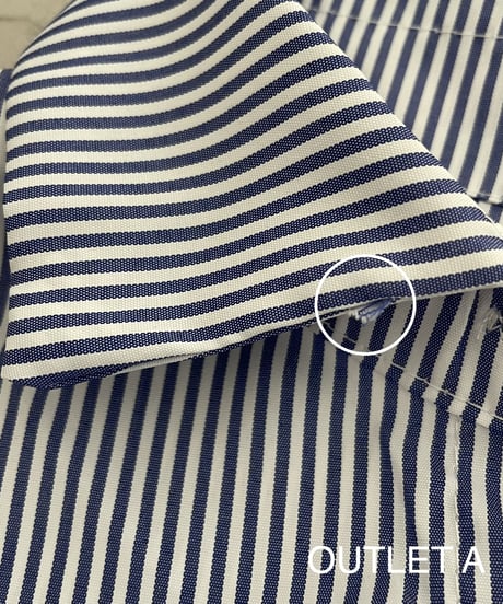 【OUTLET】ボリューム袖バックタック入りストライプシャツ(Mサイズ)