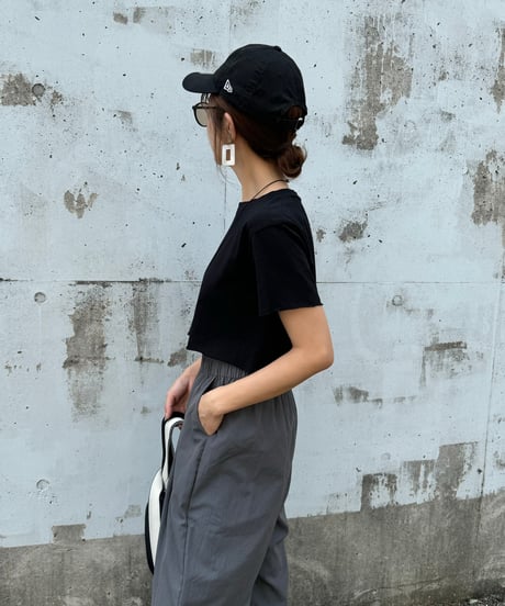 シンプルショート丈Tシャツ(ブラック)