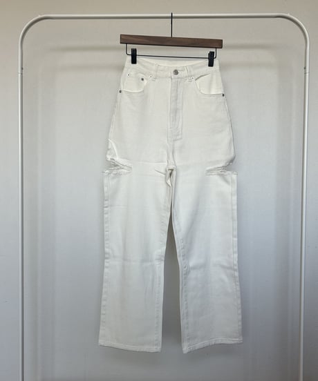 サイドカットダメージデニムパンツ（2size）
