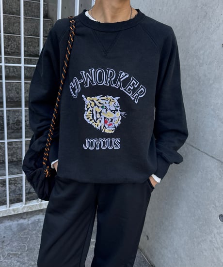 フロントバックTIGERフロッキースウェット
