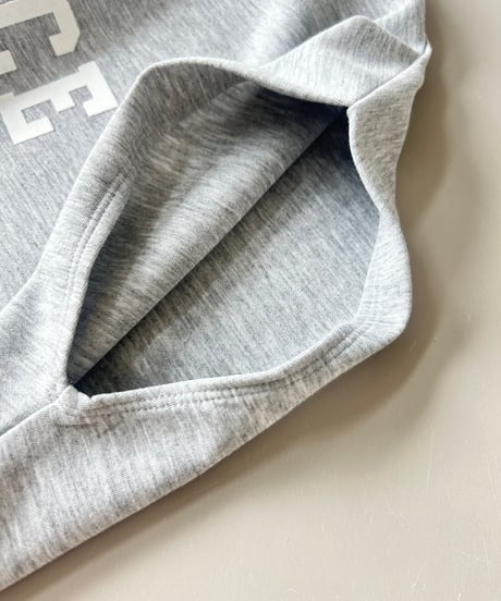 フロッキープリントフレンチスリーブTシャツ(グレー)