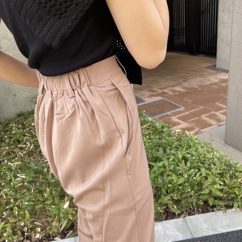 ウエストゴムピンタックサテンパンツ(ベージュ） | COPINE