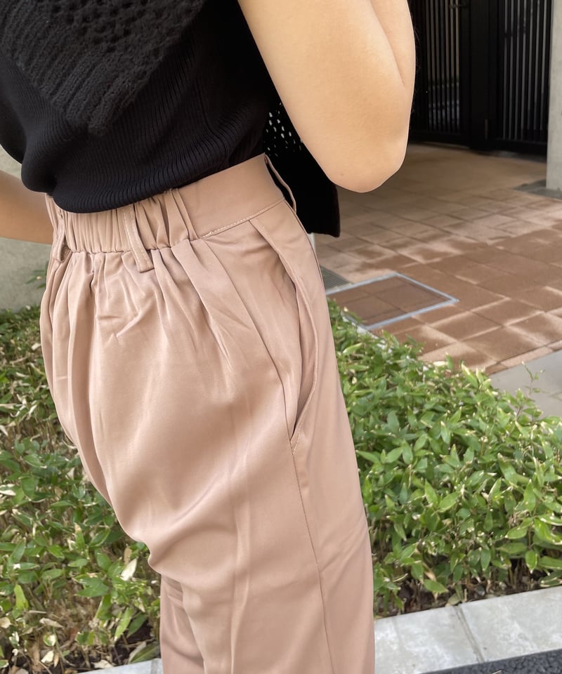 ウエストゴムピンタックサテンパンツ(ベージュ） | COPINE