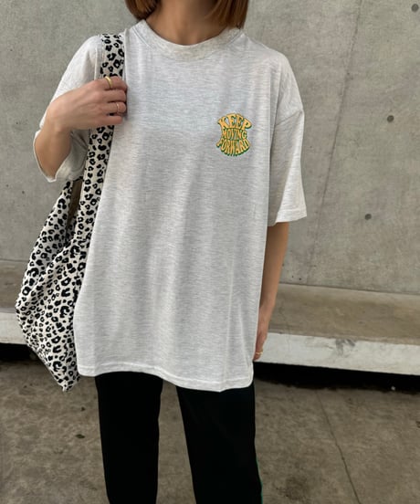 発砲プリントビッグTシャツ（オートミール）