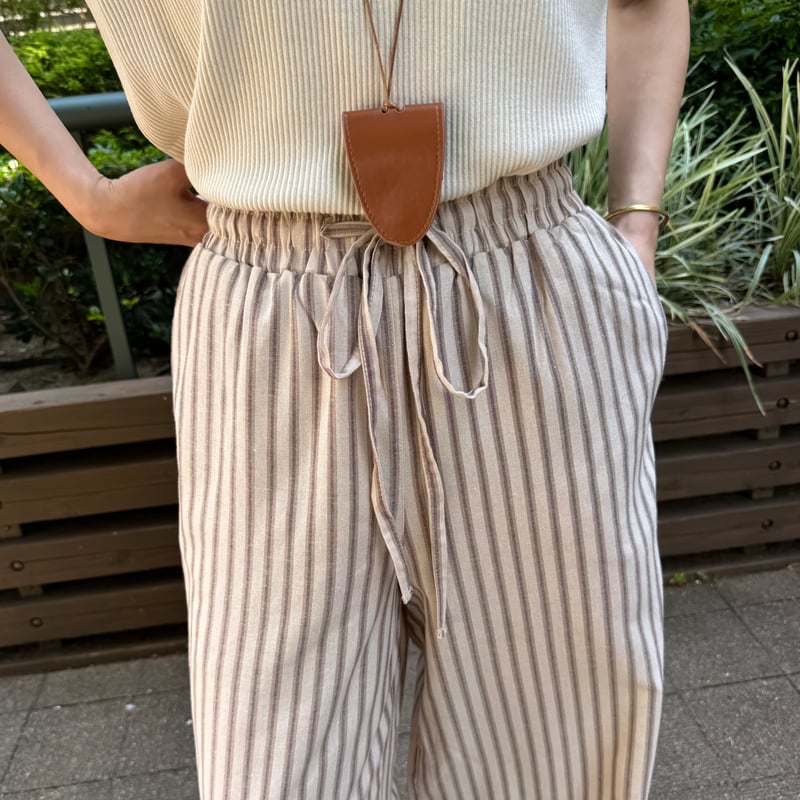 amomento ワイドパンツ　ベージュ ワイドパンツ - ベージュ - レディース | H&M JP