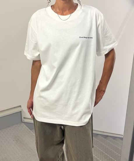 ロゴハートバックプリントTシャツ(ブラック)