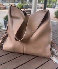 ポーチ付きフリンジショルダーバッグ