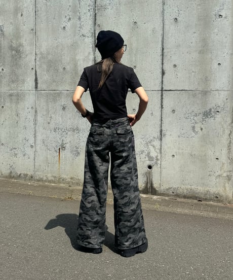 迷彩ハイウエストワイドデニムパンツ