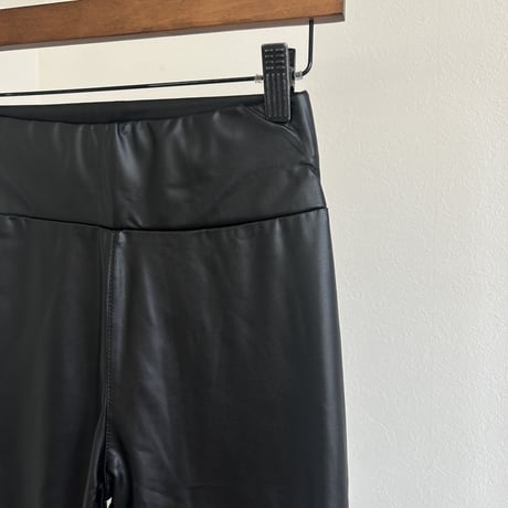 フェイクレザーレギンス（2size）
