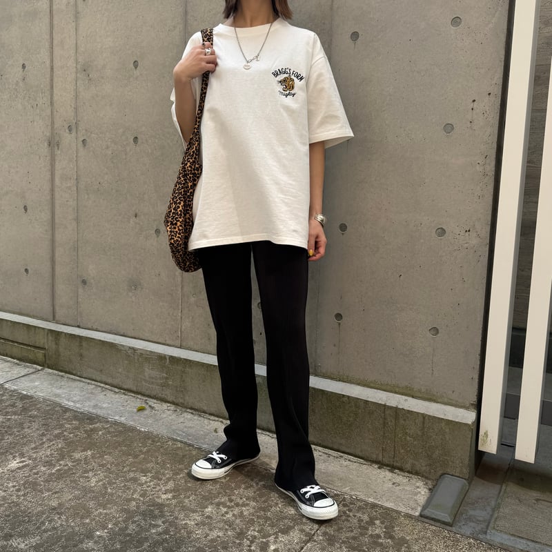 ♢美品♢ALFASPIN/グレー半袖/ハチ刺繍Tシャツ セール】はしごレースプルオーバー【接触冷感】（Tシャツ