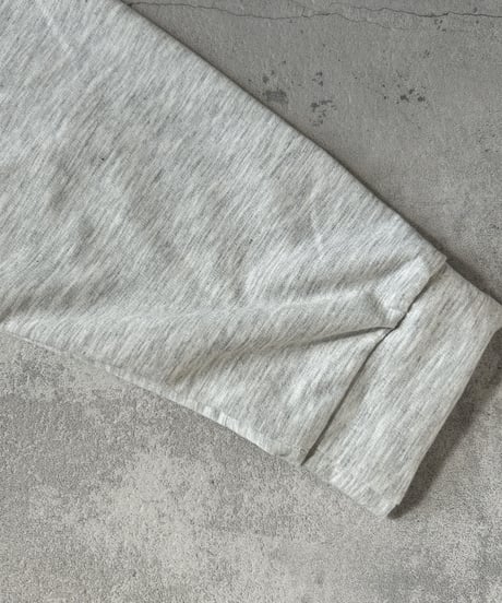 ロゴオーバーサイズロンT(オフホワイト)