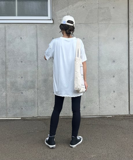 フロントロゴプリントTシャツ(ホワイト)