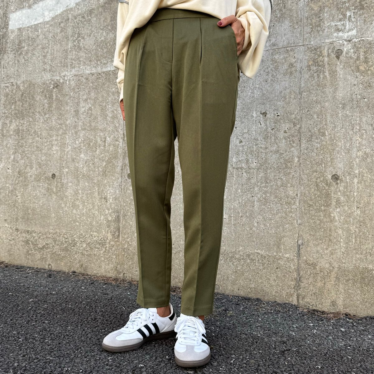 BROCANTE ブロカント ブテイユパンツ テーパードパンツ 日本製 カーキ テーパードカラーパンツ(カーキ） | COPINE