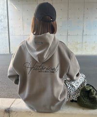 フードラベル付き刺繍ロゴパーカー(カーキ)